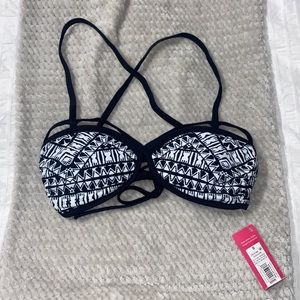 NWT XHILARATION Small Bathing Suit